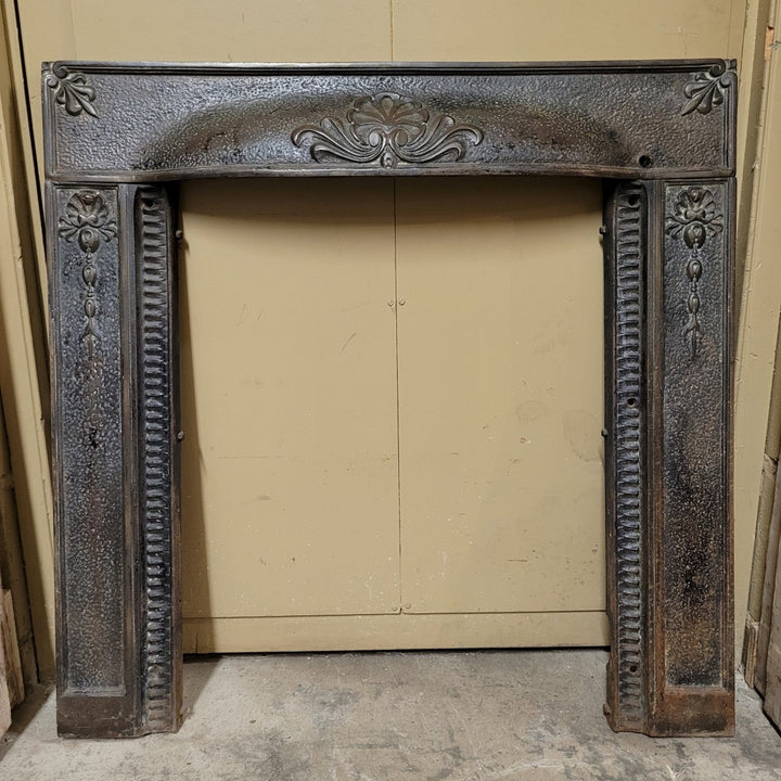 Antique Fireplace Insert (30-½ x 30-½
