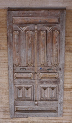 Door (68" x 131")